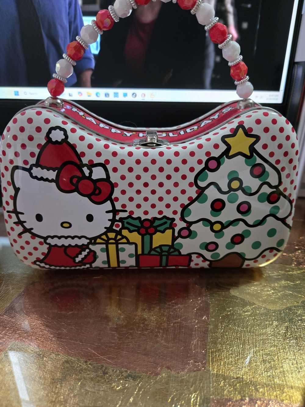 Hello Kitty Red White Holiday Tin Purse with Beaded Handle